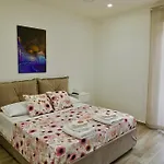 Naples Home 11