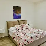 Naples Home 11